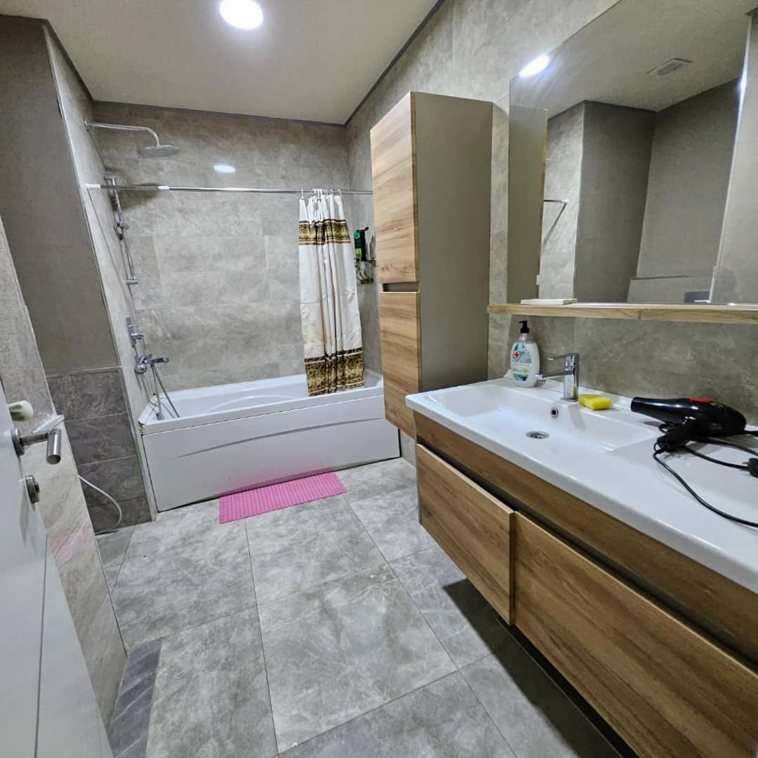 Bishkek Park Residence Exterior foto